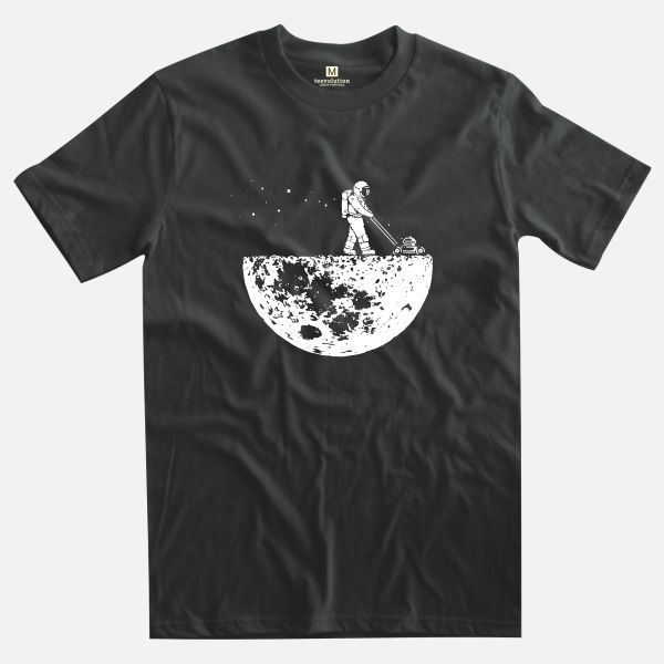 Astronaut mowing the moon black t-shirt
